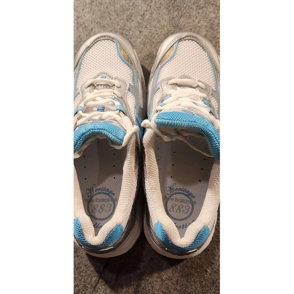 New Balance 880 Running Shoes Womens Size 9.5 White‎ Blue Mesh Athletic Sneakers